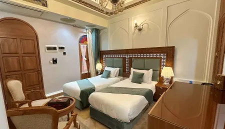 هتل بوتیک سنتی یوتاب شیراز - اتاق 2 تخته (2 تخت 1 نفره)