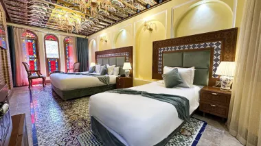 هتل بوتیک سنتی یوتاب شیراز - اتاق 3 تخته (1 تخت 2 نفره 1 تخت 1 نفره)