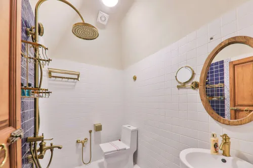 هتل بوتیک سنتی عمارت فرهادی شیراز - سرویس بهداشتی و حمام 