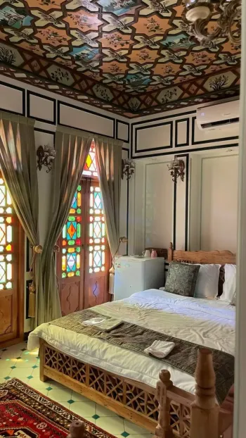 اقامتگاه سنتی عمارت جهانشاهی شیراز - اتاق 2 تخته (1 تخت 2 نفره)