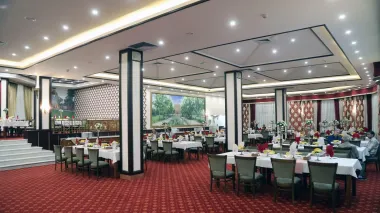 هتل پردیسان مشهد - رستوران