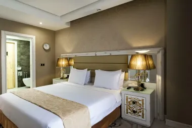 هتل اترک مشهد - اتاق 2 تخته (1 تخت 2 نفره)