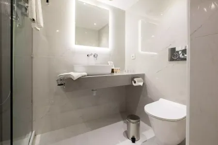 هتل اترک مشهد - سرویس بهداشتی و حمام