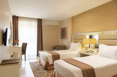 هتل اترک مشهد - اتاق 2 تخته (2 تخت 1 نفره)