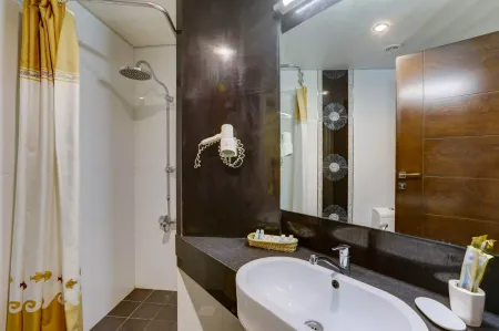 هتل سی نور مشهد - سرویس بهداشتی و حمام