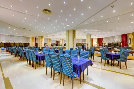 هتل سی نور مشهد - رستوران