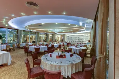 هتل بین المللی هما 1 مشهد - رستوران