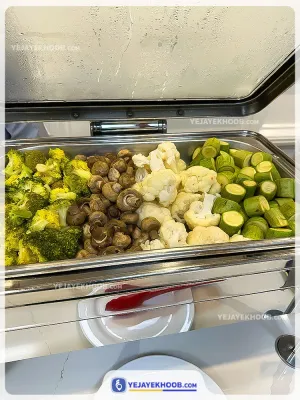 هتل آسمان رویال کیش - میز سلف غذا