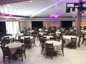 هتل آرا کیش - رستوران