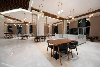 هتل آریا کیش - رستوران