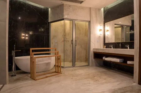 هتل آریا کیش - حمام