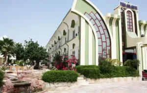 هتل پارس نیک کیش - نمای بیرونی