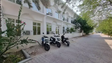 هتل پارس نیک کیش - نمای محوطه