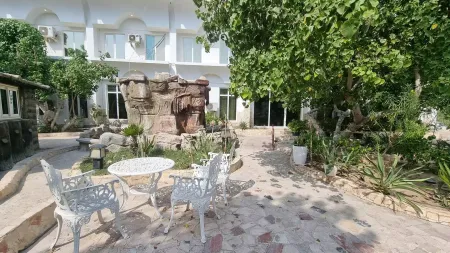 هتل پارس نیک کیش -فضای باز