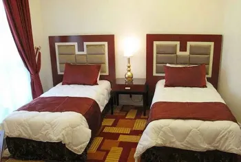 هتل تماشا کیش - اتاق 2 نفره (2 تخت 1 نفره)