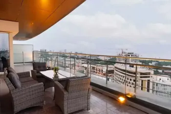 هتل کوروش کیش - فضای باز 