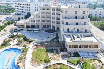 هتل گامبرون کیش - نمای بیرونی