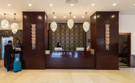 هتل میراژ کیش - پذیرش