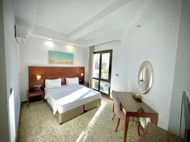 هتل میراژ کیش - اتاق 2 تخته (1 تخت 2 نفره)