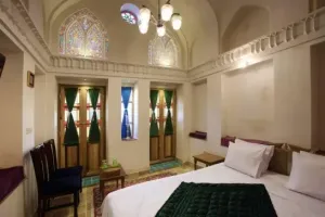 اقامتگاه سنتی خانه ادیب کاشان - نمای اتاق