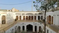 اقامتگاه سنتی اطلسی کاشان - فضای باز