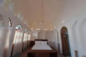 اقامتگاه سنتی سرای سوریجان کاشان - اتاق 2 تخته (1 تخته 2 نفره)
