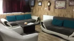 مهمانسرا گلها شیراز - لابی