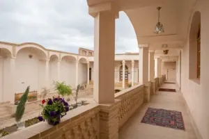اقامتگاه سنتی عمارت محمودیه کاشان - راهرو