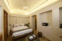 اقامتگاه سنتی عمارت محمودیه کاشان - اتاق 2 تخته (1 تخت 2 نفره)
