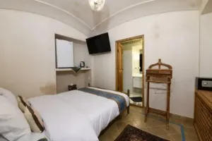 اقامتگاه سنتی عمارت محمودیه کاشان - نمای اتاق
