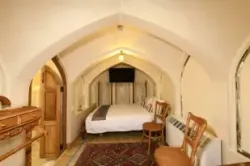 اقامتگاه سنتی عمارت محمودیه کاشان - نمای اتاق