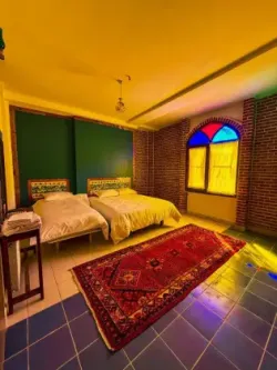 هتل بیگلر قزوین -اتاق 3 تخته (1 تخته 1 نفره و 1 تخته 2 نفره)