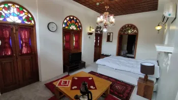 اقامتگاه سنتی عمارت بهروزی قزوین - اتاق 2 تخته (1 تخته 2 نفره)