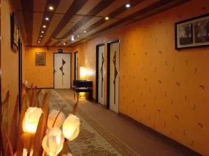 هتل میرعماد قزوین - راه رو