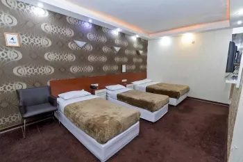 هتل ایران اهواز - اتاق 3 تخته (3 تخته 1 نفره)