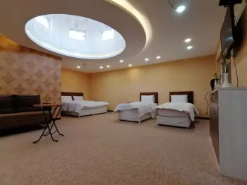 هتل عمارت مرمر اهواز - اتاق 4 تخته (2 تخته 1 نفره و 1 تخته 2 نفره)