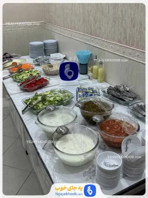 هتل آپارتمان هزار و یک مشهد - میز سالاد