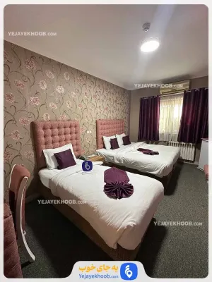 هتل پارسه شیراز - اتاق 3 تخته (1 تخت 2 نفره و 1 تخت 1 نفره)