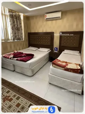 هتل آپارتمان آسمان نیلی مشهد - اتاق 3 تخته (1 تخت 2 نفره و 1 تخت 1 نفره)