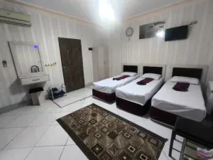 مهمانپذیر نیک داد مشهد - اتاق 3 تخته (3 تخت 1 نفره)