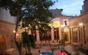 اقامتگاه سنتی حجه فروش اصفهان - نمای بیرونی