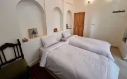 اقامتگاه سنتی حجه فروش اصفهان - اتاق 2 تخته (2 تخت 1 نفره)