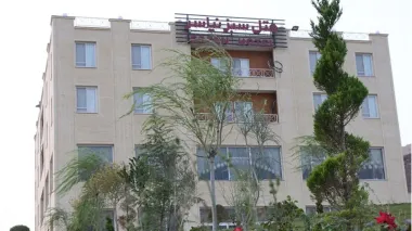 هتل سبز نیاسر - نمای بیرونی