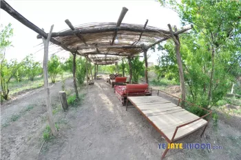 اقامتگاه-بوم-گردی-باغستان-سرکمر-کبودان-3