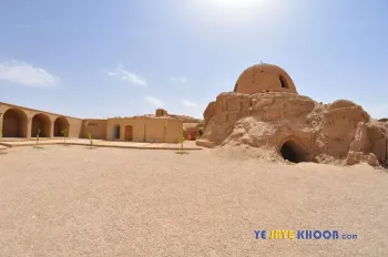 اقامتگاه-بوم-گردی-نخل-نرگس-طبس-4