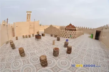 فضای باز اقامتگاه بوم گردی نگارین خور بیابانک