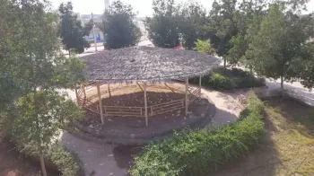 اقامتگاه بومگردی اورکا هرمز - محوطه بیرونی