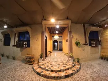 اقامتگاه بومگردی بوم دریا قشم - نمای بیرونی