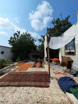 اقامتگاه بومگردی جمبو هرمز - نمای محوطه