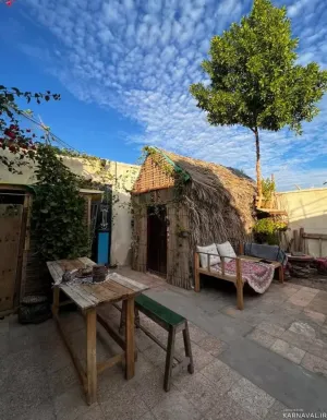 اقامتگاه بومگردی جمول هرمز - نمای محوطه